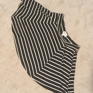 Black and white cotton skater skirt with POCKETS